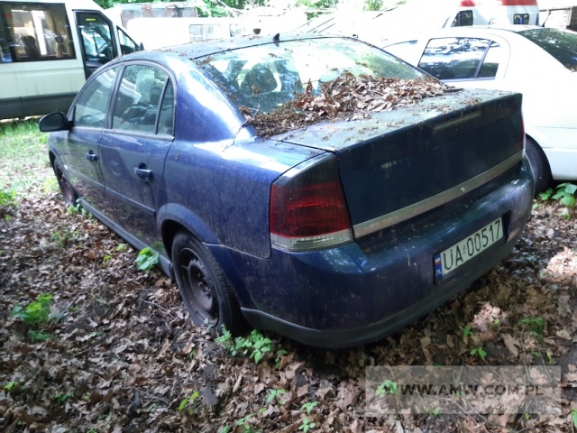 Samochód osobowy OPEL VECTRA II 1.8 